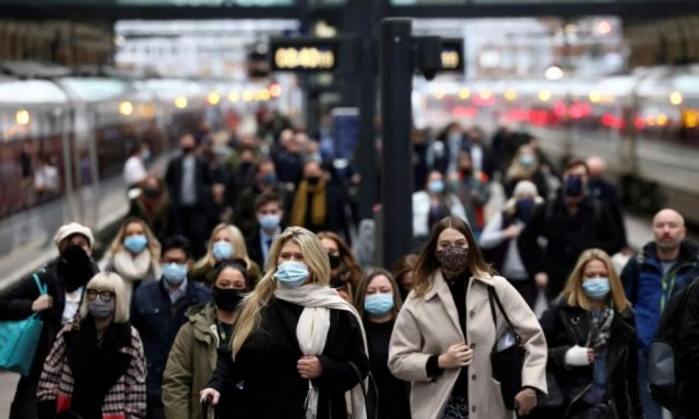 Βρετανία: Με τρεις 24ωρες απεργίες ξεκινούν οι κινητοποιήσεις στα τρένα